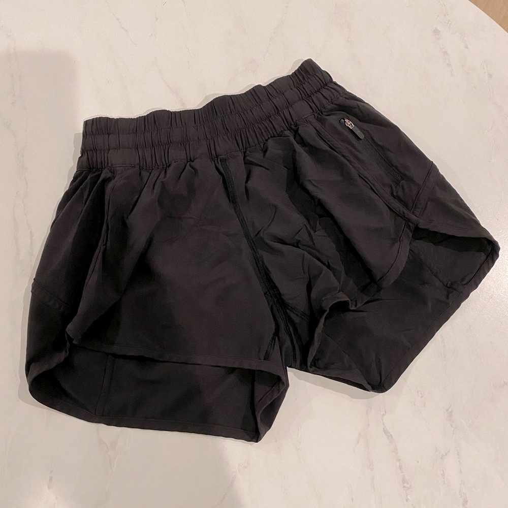 Tracker Shorts 4’